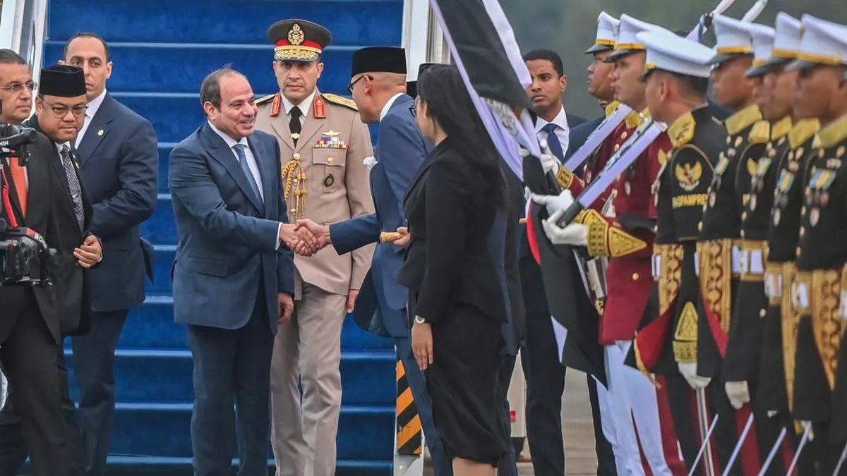 Al-Sisi Mendarat di Halim, Prabowo Sambut dengan Agenda Kerja Sama Strategis
