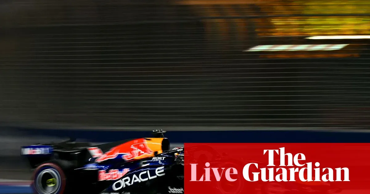 Verstappen Kuasai Singapura, Virtual Safety Car Gagalkan Strategi Russell