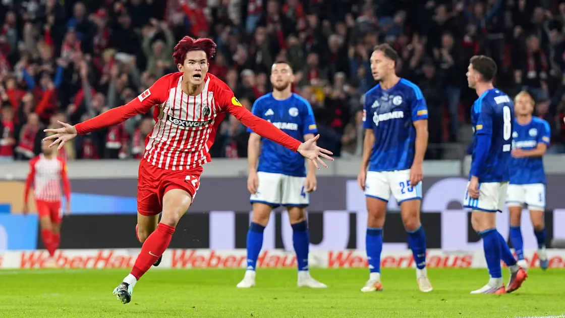 Goto's 85th-Minute Header Sends 10-Man Freiburg to the Top of the Table