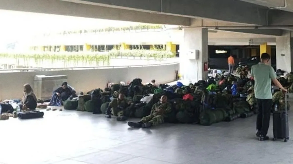 Serangan Houthi ke Bandara Riyadh Bikin Jemaah Umrah Telantar di Makassar