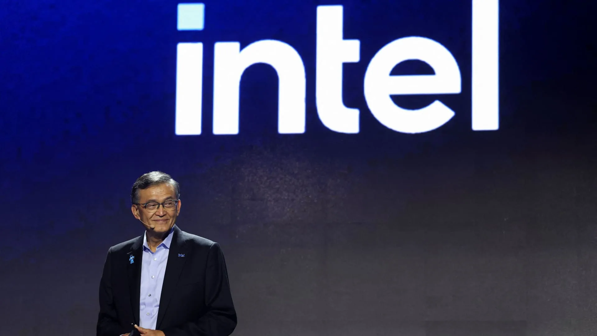 CEO Intel dan Broadcom Peringatkan: Modal Jadi Hambatan Terbesar AI, Bukan Cip