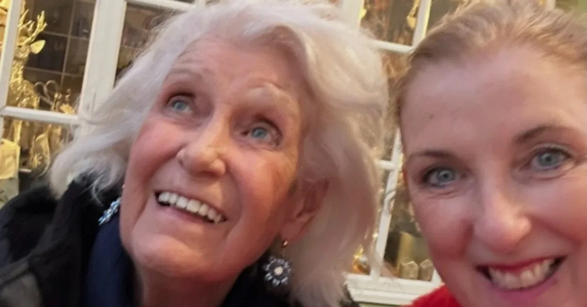 Julie Wilson Nimmo Berduka, Bintang Balamory Kehilangan Sang Ibu