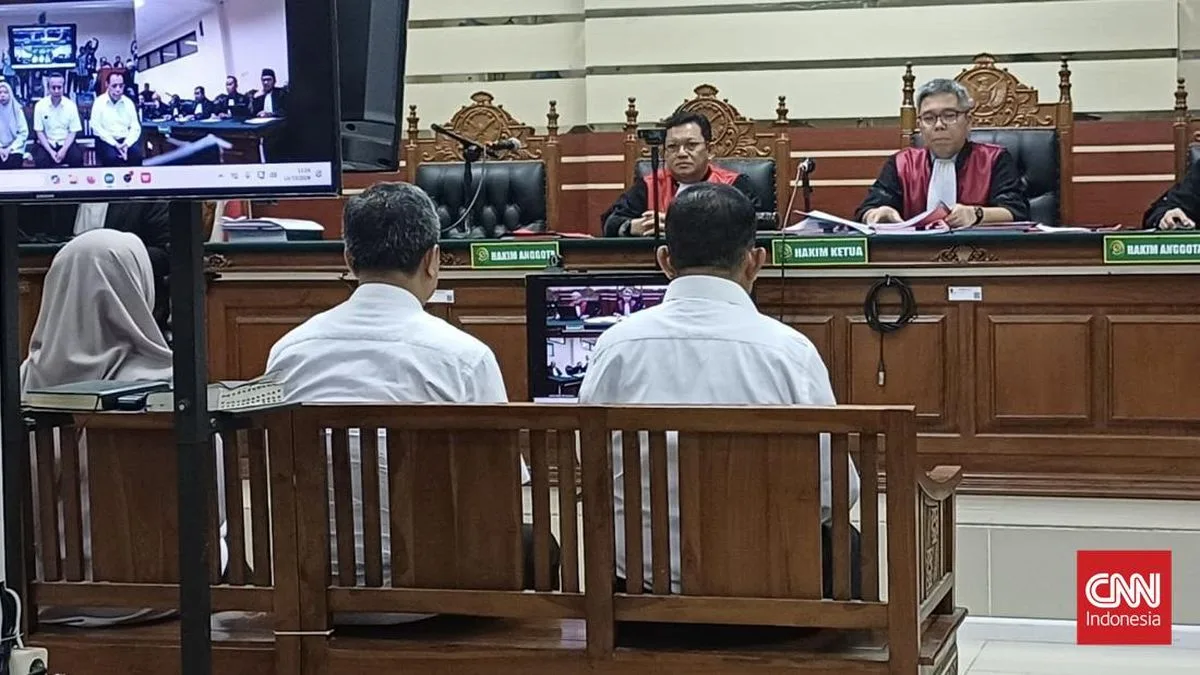 Former East Java ESDM Chief Charged With Receiving Rp4.09 Billion in Mining Permit Extortion