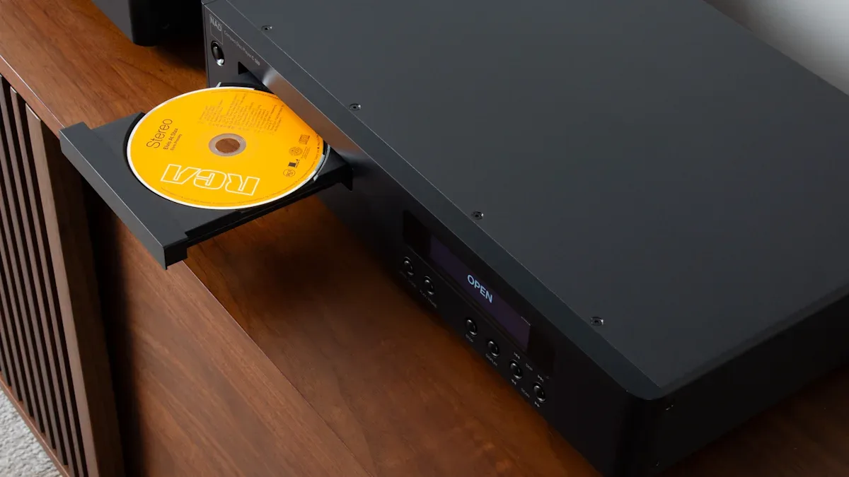 NAD Perluas Classic Series: CD Player C 569 dan Amplifier Streaming C 359S Meluncur