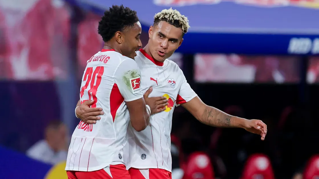Nkunku dan Nusa di Puncak Form, Leipzig Siap Kejutkan Bayern di Allianz Arena