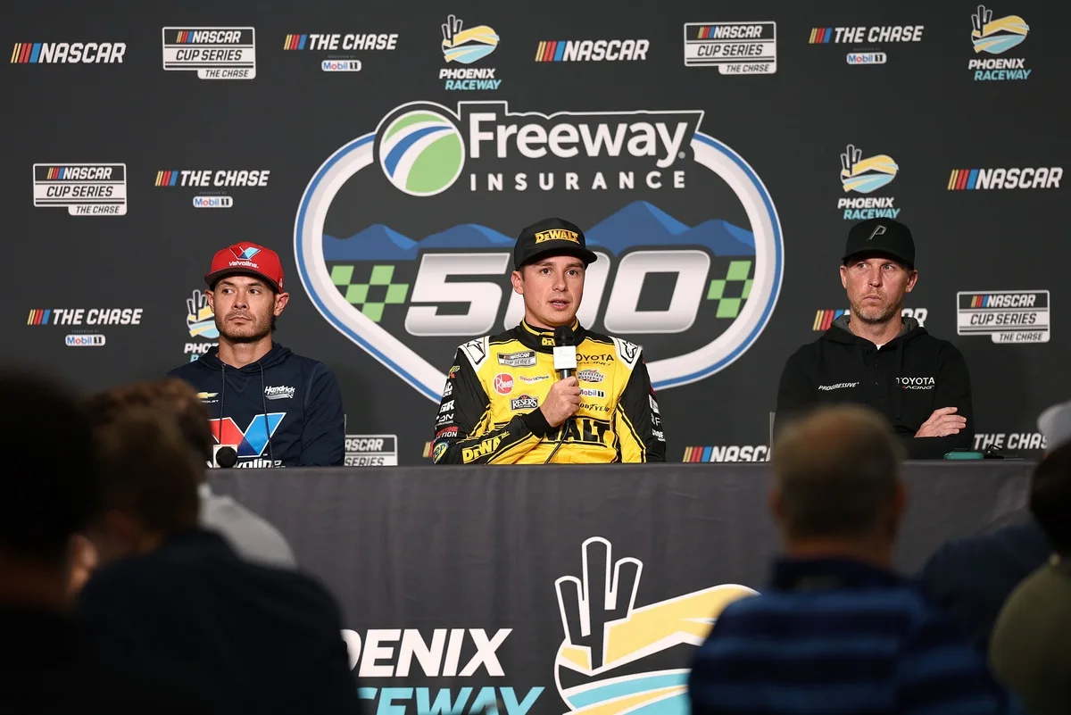 NASCAR Finally Nears Its 1992 Dream: Seven Drivers in Tight Battle With Three Races Left