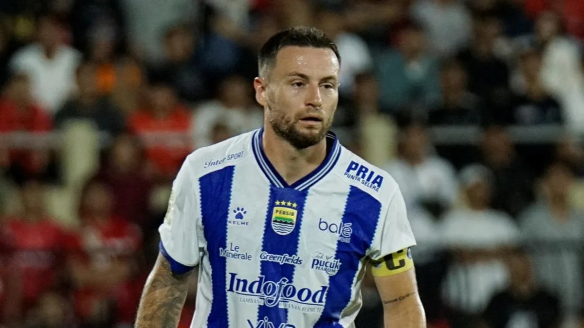 Marc Klok Ingin Pensiun di Persib, Tapi Manajemen Belum Buka Suara