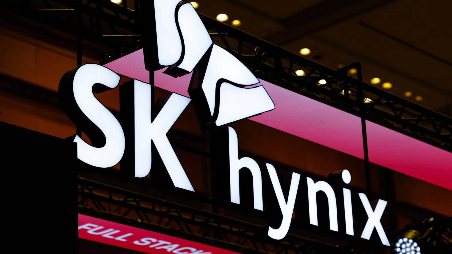 SK Hynix Batalkan IPO Solidigm, Sinyal Tekanan Regulasi dan Pasar Chip AI