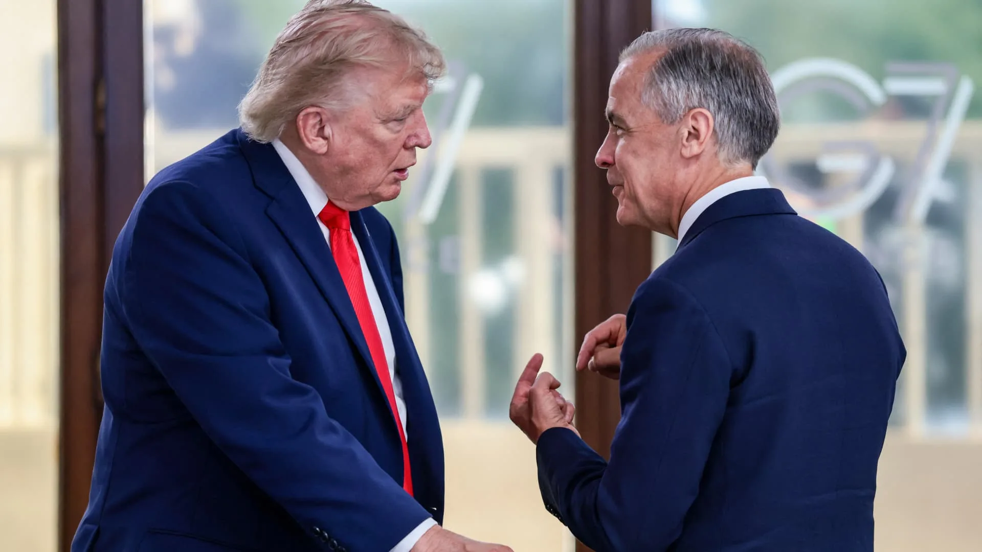 Trump Cabut Sebagian Tarif Kanada, Tapi Ganti dengan Produk Lain Jelang Pilkada Maine