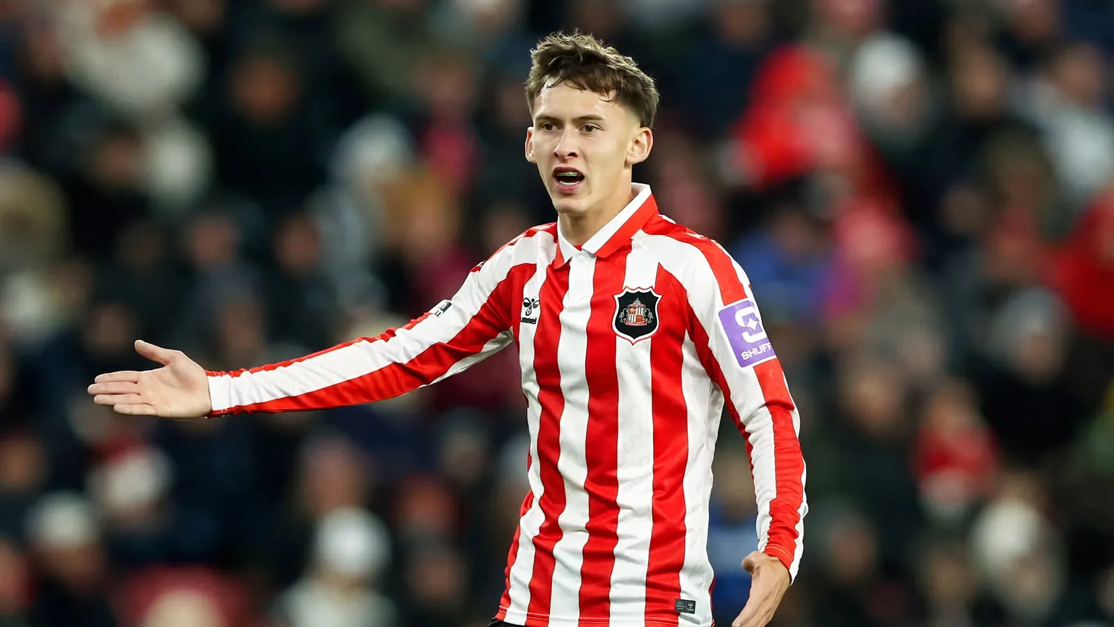 Sunderland on the Brink of Relegation as Adingra Falls Victim to Unfulfilled Ambition